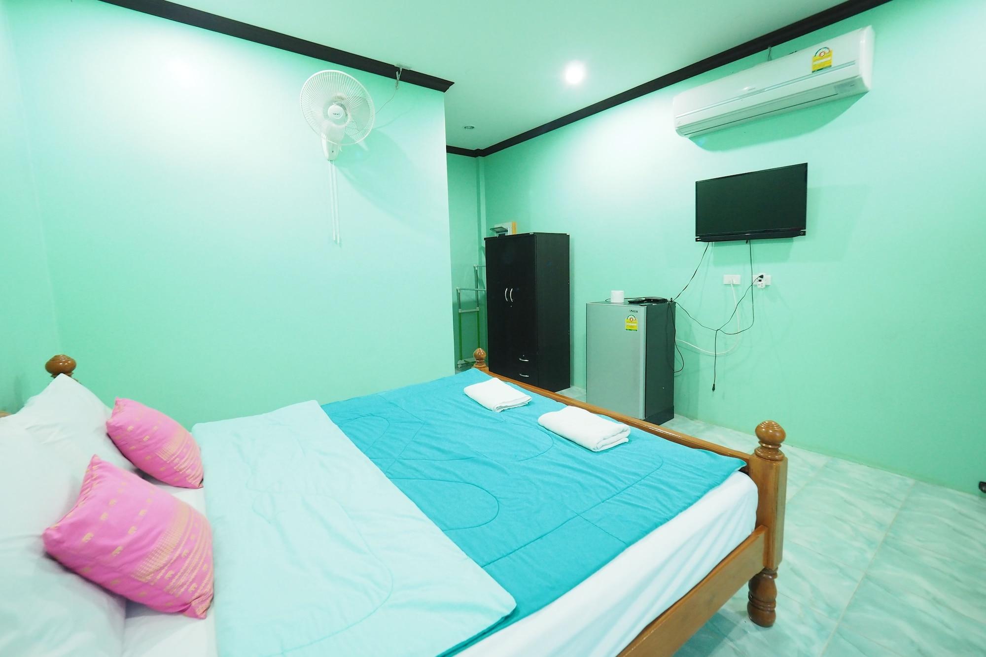 Oyo 75515 Sairung Farmstay Krabi town Екстериор снимка