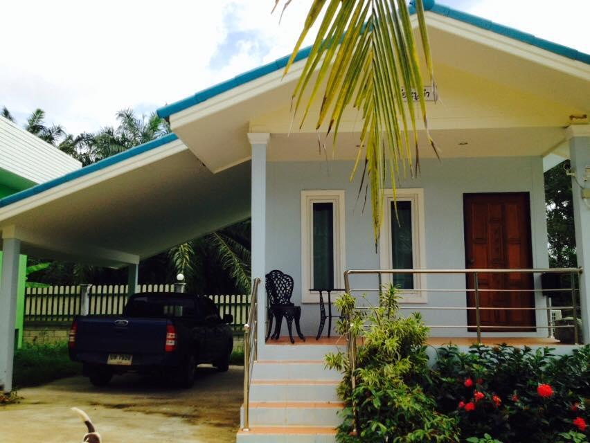 Oyo 75515 Sairung Farmstay Krabi town Екстериор снимка