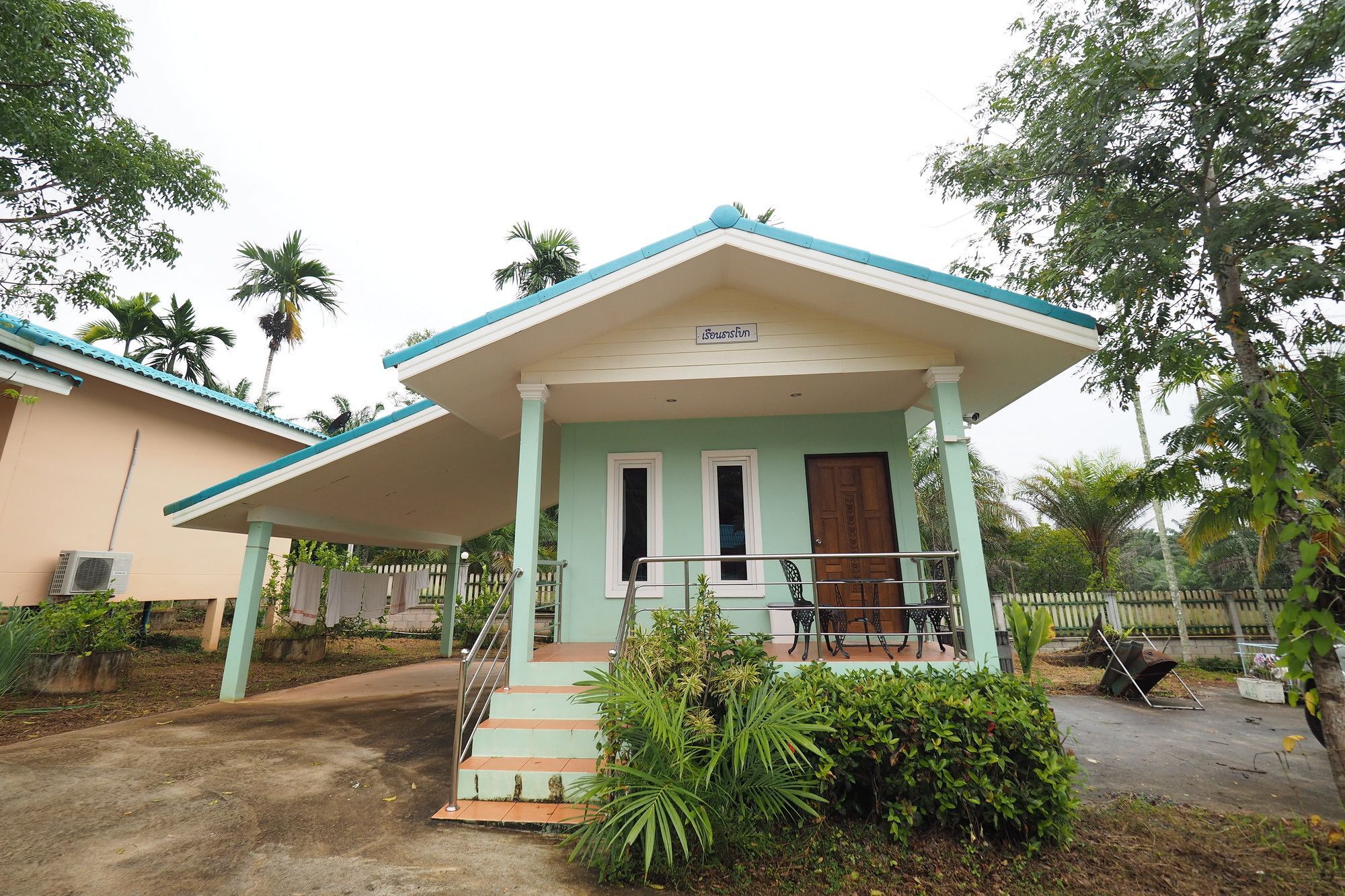 Oyo 75515 Sairung Farmstay Krabi town Екстериор снимка